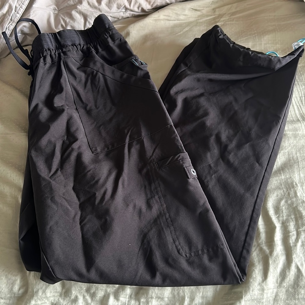 Urbane Performance Cargo Scrubs